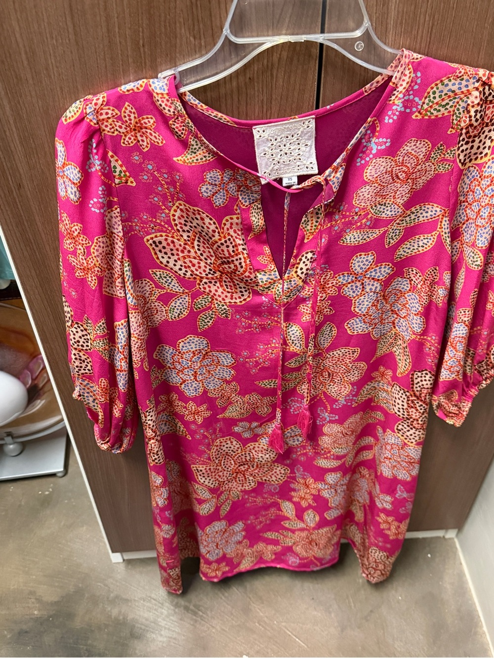 Bundle of. 4 different XS Lilly Pulitzer and Johnny Was